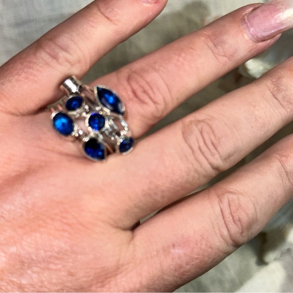 London Blue Quartz multi-gem handcrafted ring - Picture 3 of 7